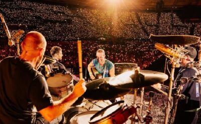 Coldplay’den yeni turne: Geliri kapanma tehlikesi yaşayan konser mekânlarına