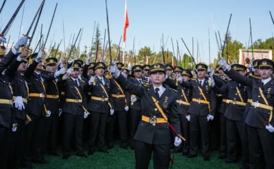 ‘Genç teğmenler’ tartışması: Bölük komutanı istifa etmiş; ‘zaten bırakacaktım’