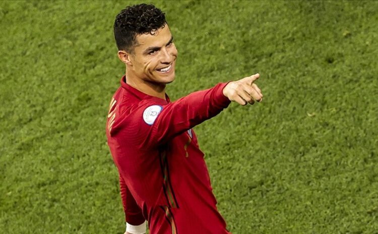 İlklerin futbolcusu Ronaldo, 900 gole herkesten önce ulaştı