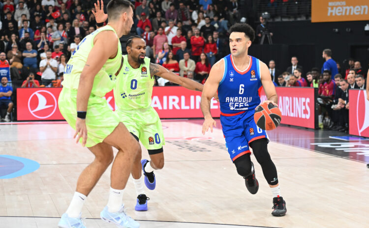 Barcelona hücumu Anadolu Efes'i yıktı