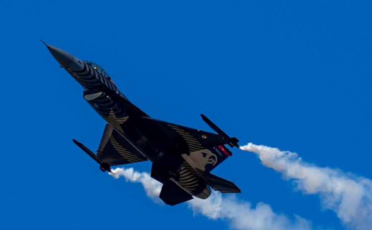 9 Eylül'de İzmir'den tasarruf diye esirgenen jetler Teknofest'te vızır vızır uçtu