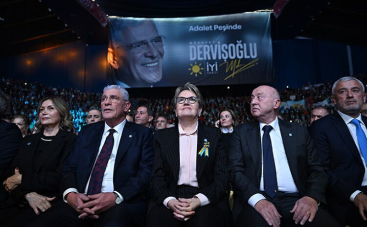 Dervişoğlu, Akşener'in yanına oturdu, Bahçeli'ye seslendi: Cesetlerimiz çiğnenmeden izin vermeyeceğiz