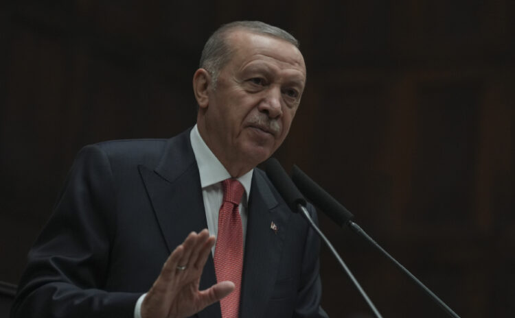 Erdoğan DEM ve Bahçeli arasındaki 'yumuşamadan' memnun, Özel'den epey şikayetçi