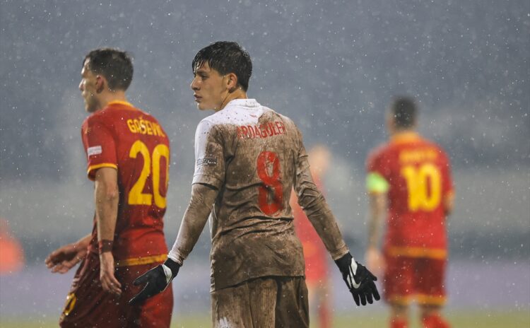 A Ligi bileti çamura takıldı: Milliler Karadağ'daki felaket zeminde 3-1 kaybetti