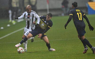Tel tel dökülüyor Beşiktaş, sahada da masada da…