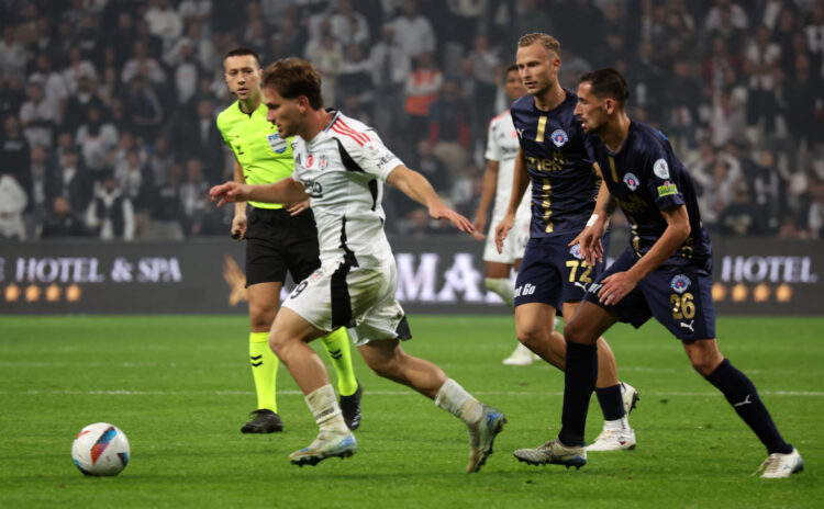 Kartal çakıldı: Beşiktaş'ın evinde Kasımpaşa'nın şarkısı çalındı