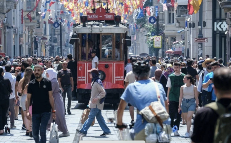 İstanbul'da yaşamanın maliyeti asgari ücretin dört katını 5 bin lira aştı