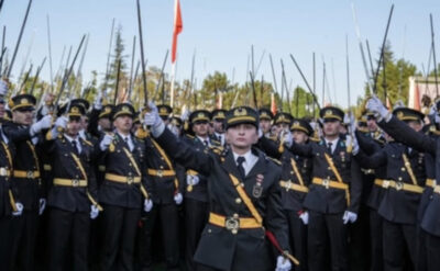 İki teğmene Yüksek Disiplin Kurulu’na sevk edildikleri tebliğ edildi