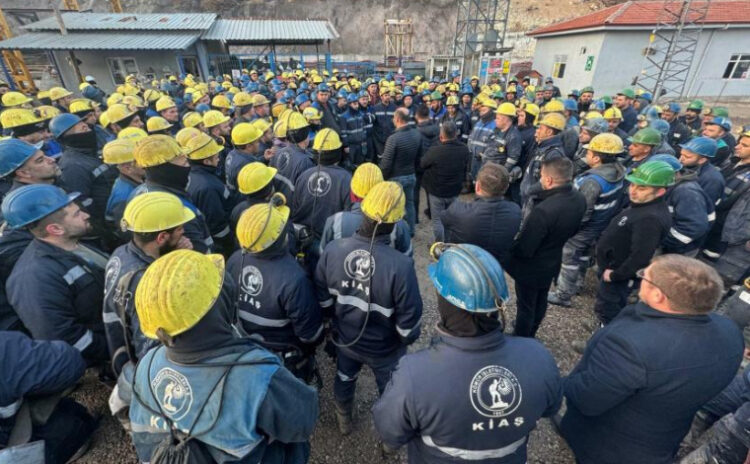 Ankara'da eylem büyüyor: Madenciler kendilerini yeraltına kapattı