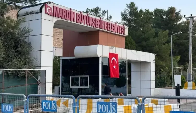 Hava döndü, eski ezberlerden yana esiyor yel