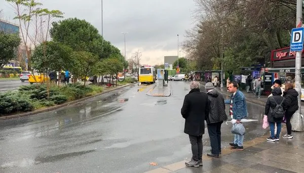 İstanbul 4. Levent’te korkunç kaza; 500T durakta bir kadını ezdi