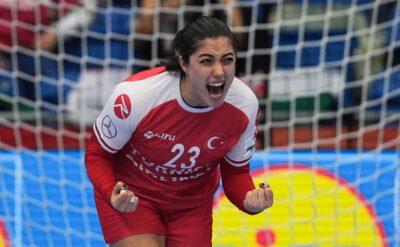 A Milli Kadın Hentbol Takımı, Avrupa Şampiyonası tarihindeki ilk puanını Kuzey Makedonya’dan aldı