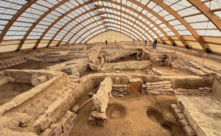 Dünyanın ilk kenti Çatalhöyük'te dokuz bin yıllık tarih canlanıyor