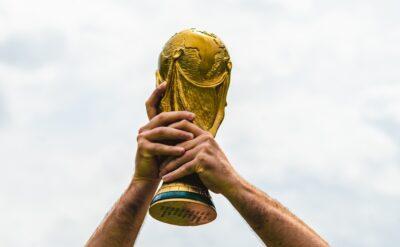 Dünya Kupası’na 2030 ve 2034’te ev sahipliği yapacak ülkeler resmen açıklandı