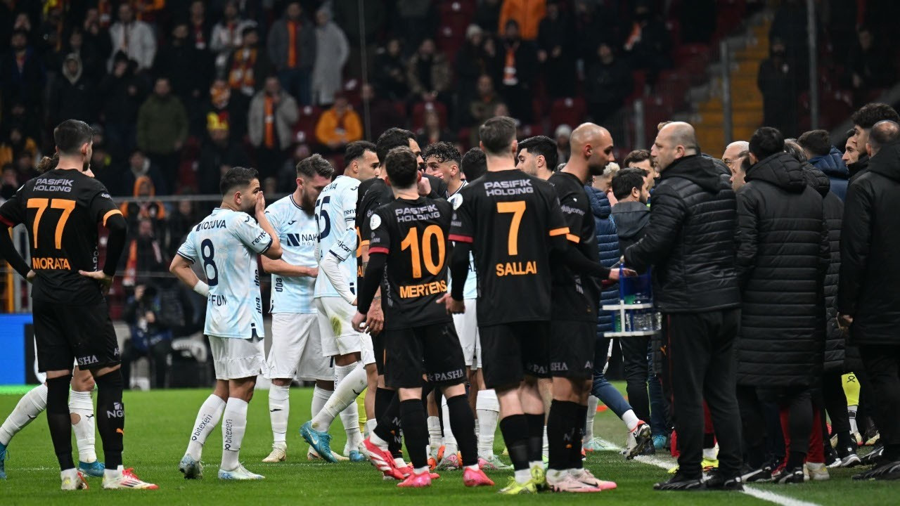 Galatasaray’dan TFF’ye başvuru: ’46 pozisyonun da VAR kayıtları açıklansın’