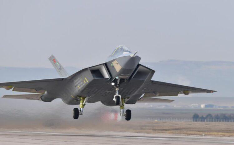 Jet motoru sıkıntısı: Tek geciken Kaan değil