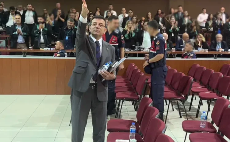 Hepimizi cahil ve aptal sanıyorlar galiba