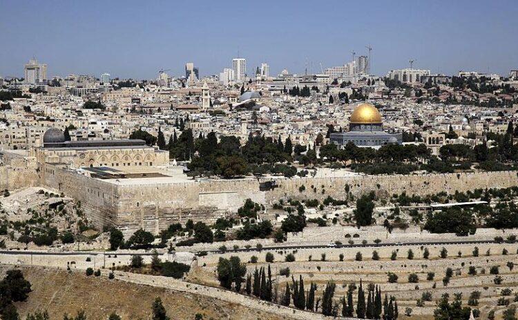 Kudüs Ey Kudüs: Pencereye yaslanmış merdivenin Kırım Savaşı ile ne ilgisi var?