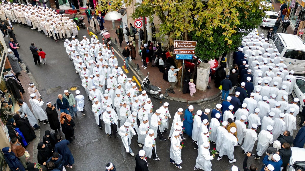 Hafızlar ordusu: İçeriğinden boşaltılan dindarlık ve din