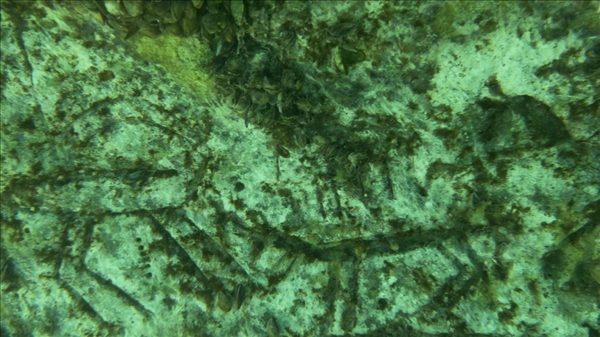 Adıyaman’da kaya resimleri su altında görüntülendi