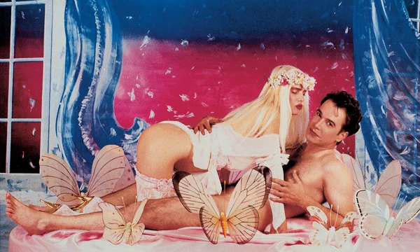 Osiyolik ayol bilan qattiq jinsiy aloqa Massaj paytida yoqimli kunnilingus