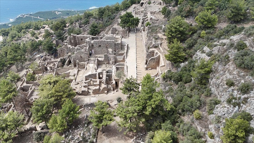 ‘Geleceğe Miras Projesi’yle hızlanan kazılarla Syedra’nın yüzde 25’i gün yüzüne çıkarıldı