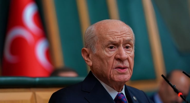 Bahçeli: Silahlı eylemde bulunmamış kim varsa ailesiyle kucaklaşmalı