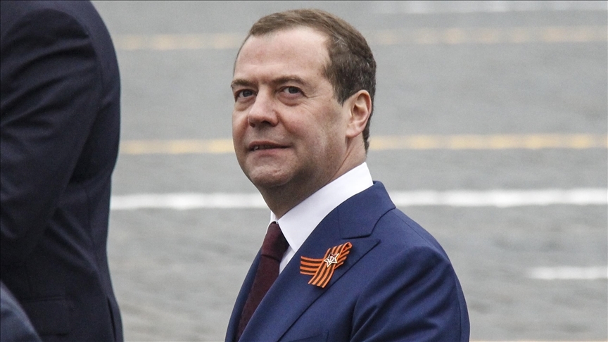 Medvedev: Rus varlıklarının Ukrayna’ya kullandırılması savaş nedeni sayılabilir