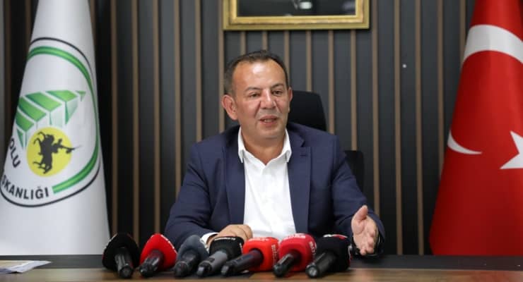 Tanju Özcan: Ben kaşar siyasetçiyim, hem de çift kaşar