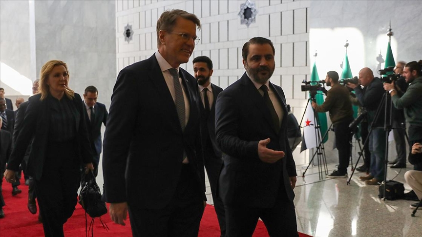 BMGK heyeti 14 yıl sonra Şam’ı ziyaret etti