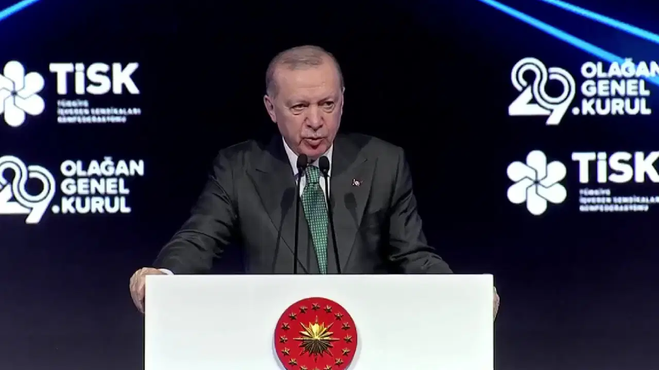 Erdoğan: TİSK’in asgari ücrette elini taşın altına koymasını bekliyorum