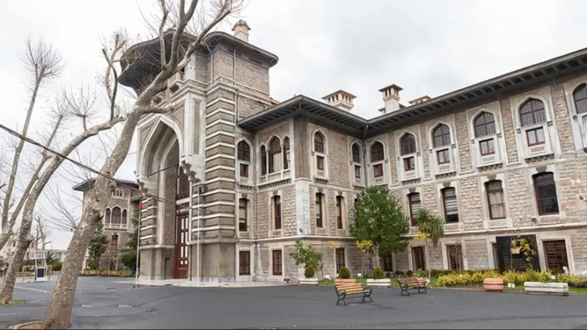 ‘Taciz listesi’ skandalı: İstanbul Erkek Lisesi müdürü görevden alındı