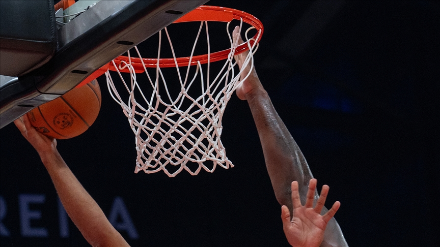 New York Knicks ve San Antonio Spurs finale kaldı