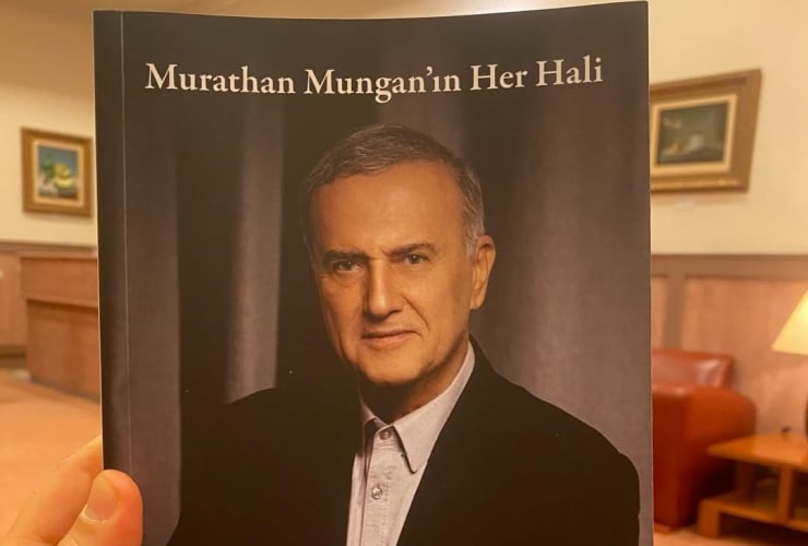 Murathan Mungan: ’42 şiirimi çöpe attım’
