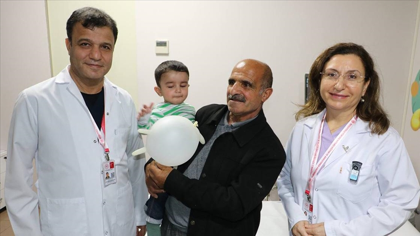 Mucize bebek: Van’da ‘yarım’ doğan kalbi İstanbul’daki tedaviyle tamamlandı