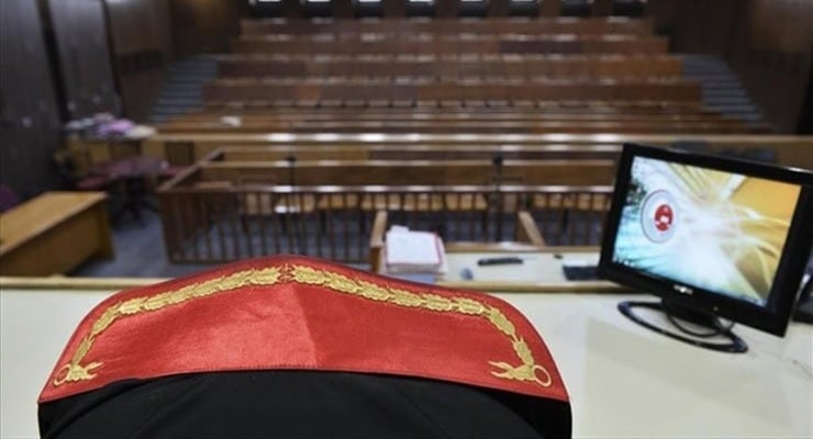 Eşini, çocuğunu öldürmekle tehdit etti: Ev hapsi aldı