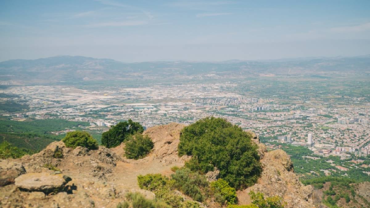 Türkiye’nin bu bölgesinde hiçbir uçak geçemiyor: Manyetik dağ uçakları çekiyor