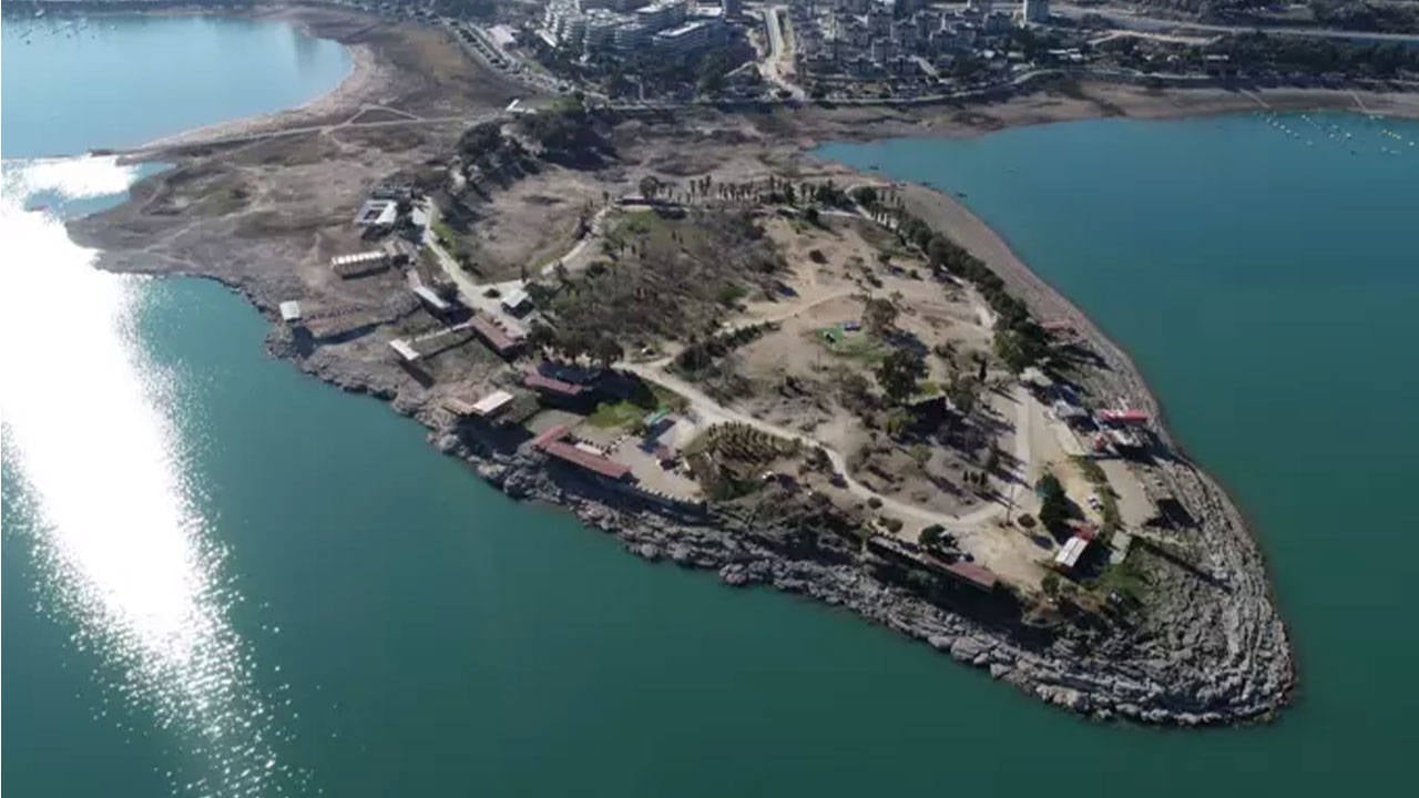 ‘Amerikan Adası’ndaki kaçak yapılar yıkılacak