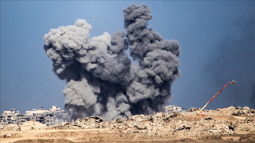 İsrail ateşkese rağmen Gazze’ye topçu ve helikopter saldırısı düzenledi