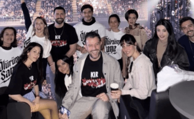 Tarkan’a ünlü akını: Onu dinlemek hepimize iyi geliyor