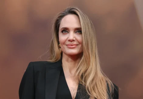 Angelina Jolie ABD’den taşınıyor