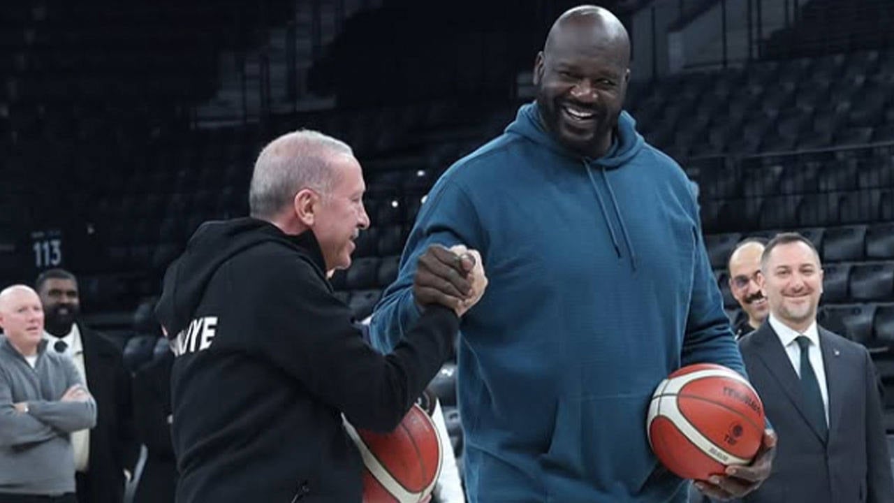 Erdoğan, Shaquille O’Neal’la basketbol oynadı