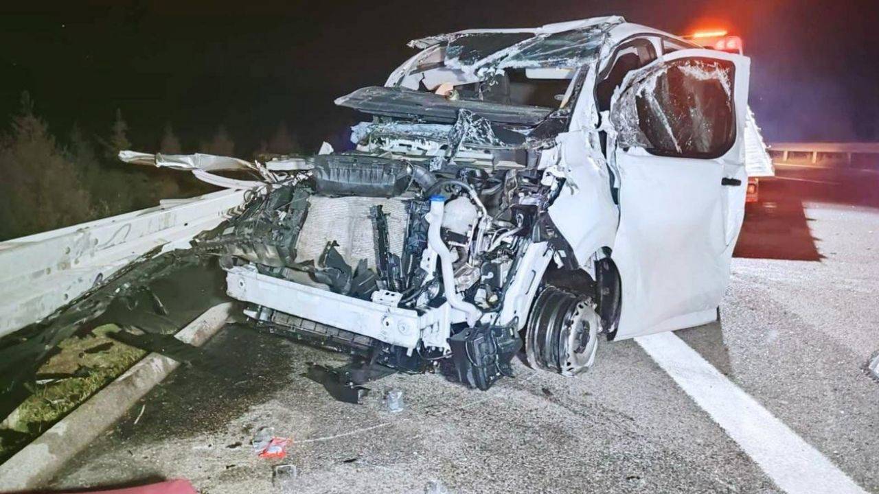 Altın yüklü zırhlı araç takla attı: 11 kilo altın kayboldu