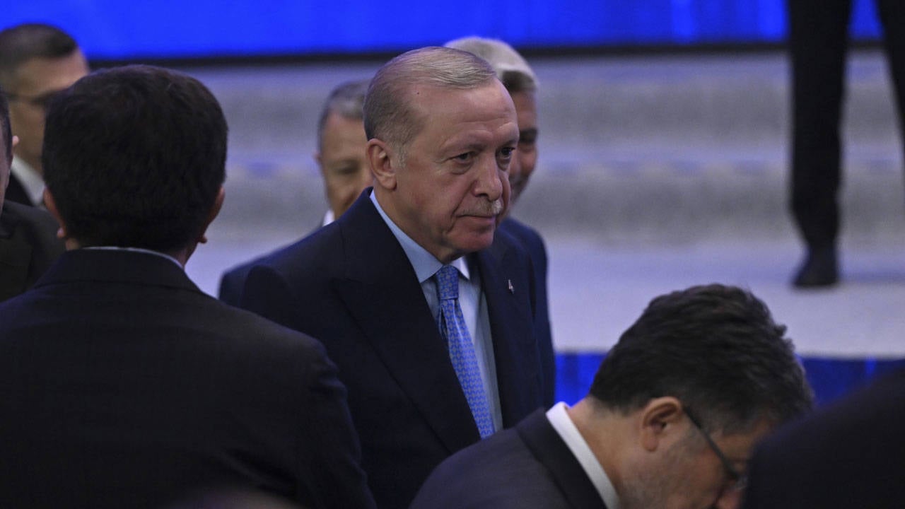 Erdoğan: Kuzeyden güneye etrafımız yangın yeri, hepimiz görüyoruz