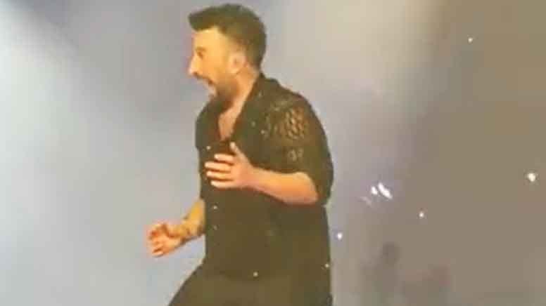 Mikrofonun dansı Tarkan’ı böyle şaşırttı
