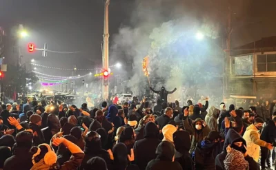 Trump düşünüyor: İran’ı vursun mu vurmasın mı?