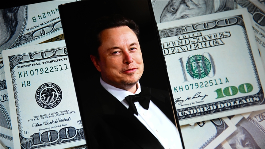 Elon Musk, trilyon dolarlık adam olmaya biraz daha yaklaştı
