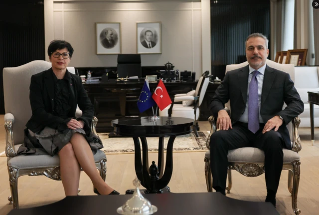 AB ile havanda su dövmeye devam