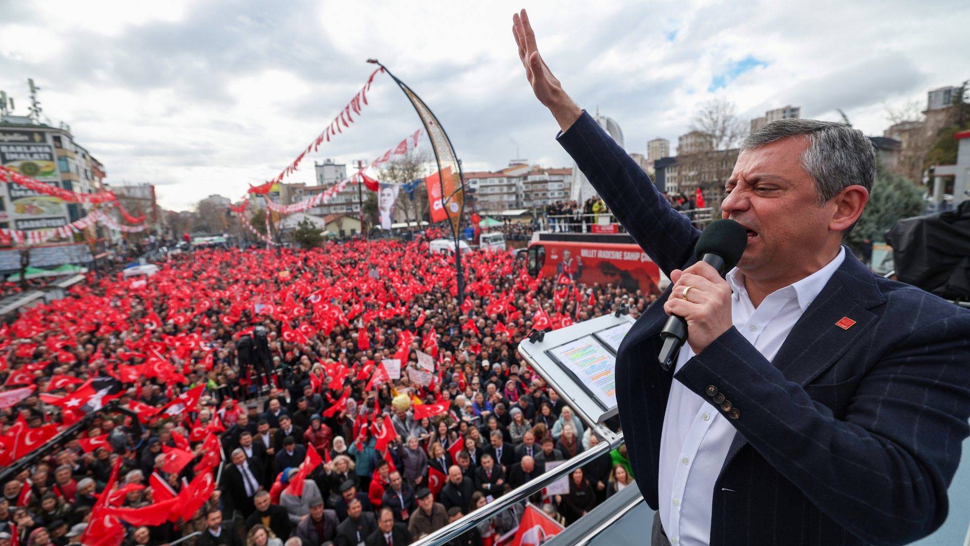 Niğde’de ve Adana’da iki büyük CHP mitingi
