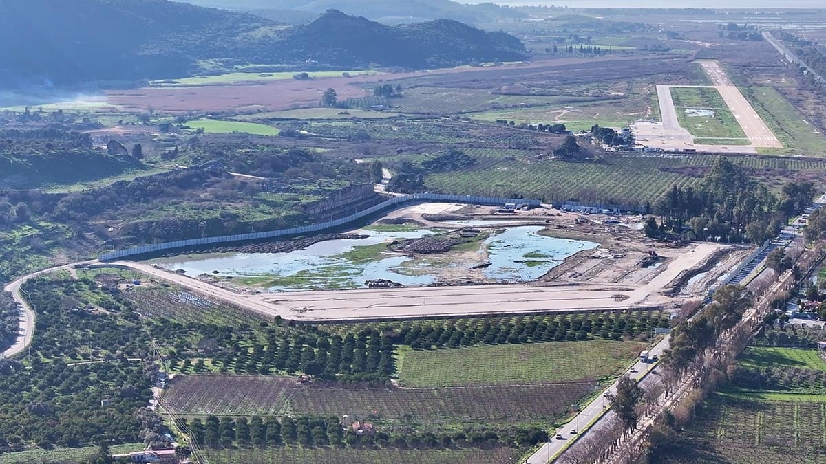 AVM yapılmadık bir orası kalmıştı: Efes harabelerinde 35 bin metrekare beton dökülecek